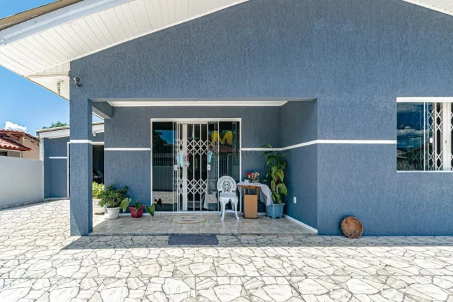 Imagem Casa com 2 quartos, à venda no bairro Jardim Primavera em Piraquara!!!