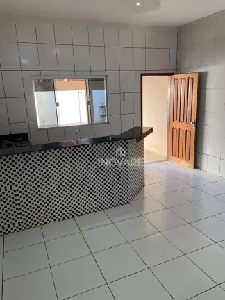 Imagem Casa com 3 dormitórios à venda, 159 m² por R$ 300.000,00 - Setor Primavera - Araporã/MG