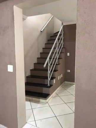 Imagem Sobrado para Venda por R$530.000,00 com 202m², 3 dormitórios, 1 suite e 2 vagas - parque guarani, São paulo / SP - Cód. BDI35623