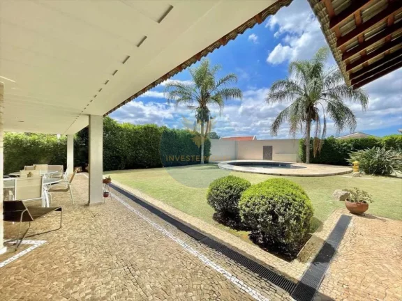 Imagem Casa em Condomínio a Venda no bairro Granja Viana - Cotia, SP