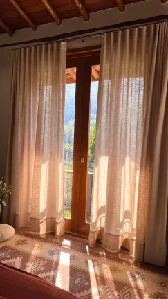 Imagem Refúgio das Araucárias | Design e silêncio na Mantiqueira