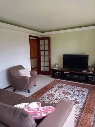 Imagem LINDA CASA A VENDA NO BAIRRO: VALE DOS PINHEIROS - NOVA FRIBURGO.