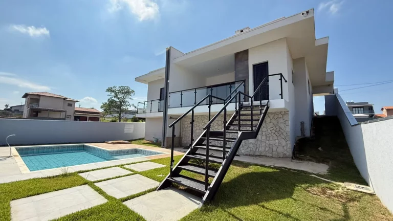 Imagem Linda casa a venda no condomínio Ninho Verde - Porangaba/SP.