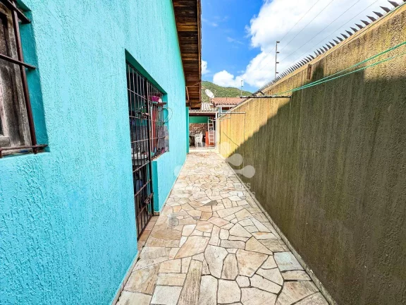 Imagem Casa com 5 quartos à venda, por R$ 750.000 - Praia da Maranduba - Ubatuba/SP