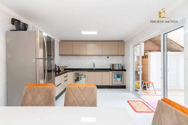Imagem Sobrado excelente com 2 quartos à venda, 130 m² por R$ 360.000 - Estados - Fazenda Rio Grande/PR