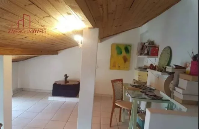 Imagem Sobrado 308m² no Horto do Ypê - 2 suítes - 3 vagas