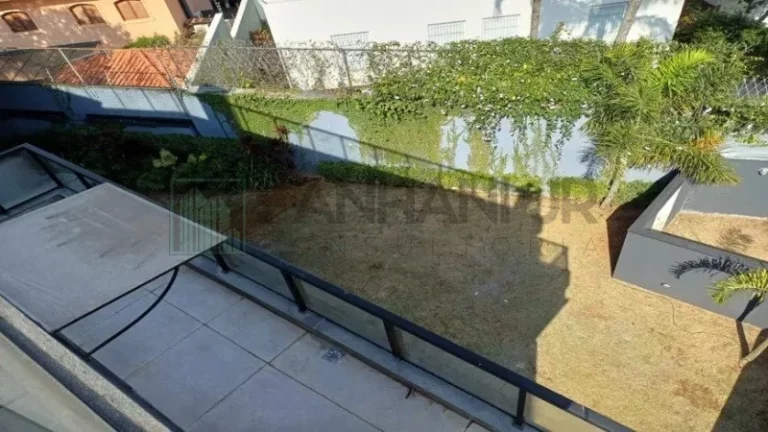 Imagem Imperdível Prédio monousuário Comercial à Venda em SP: 10 Salas, 6 Banheiros, 35 Vagas no Alto de Pinheiros - 1.344m²!