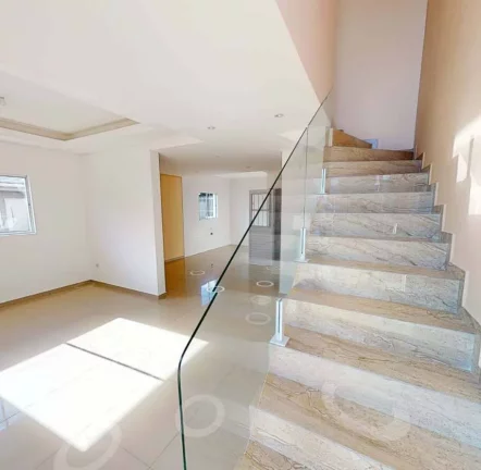Imagem Sobrado no Residencial Azaléia no Pinheirinho - 3 Quartos - R$680mil
