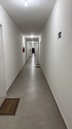 Lindo apartamento em condomínio frente mar Praia do Itaguá!