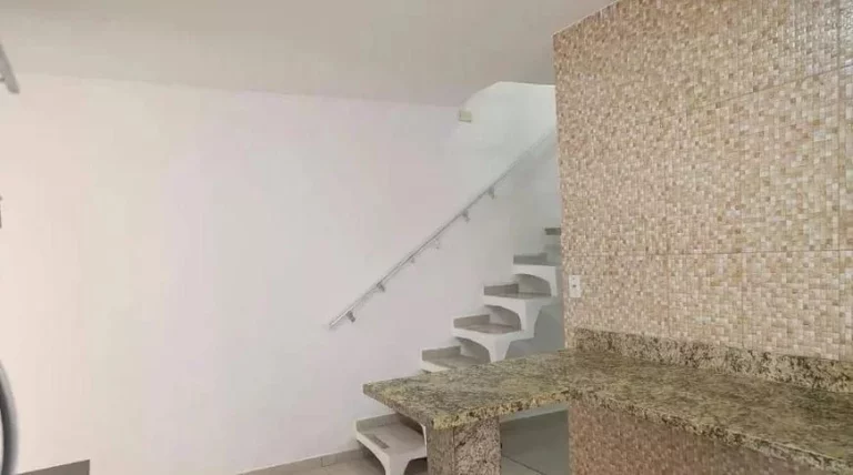 Imagem Sobrado com 3 dormitórios à venda, 130 m² por R$ 650.000,00 - Jardim Aliança - Guarulhos/SP