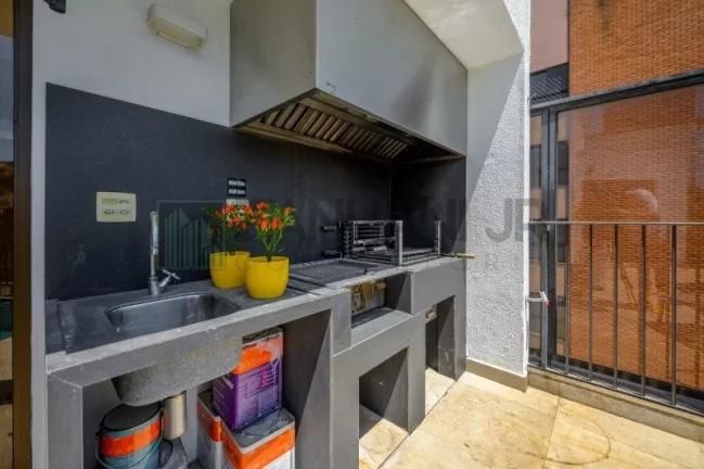 Imagem Cobertura Duplex de tirar o fôlego com vista 360º para os Jardins, oferecendo uma combinação perfeita de privacidade, conforto e sofisticação. No pis