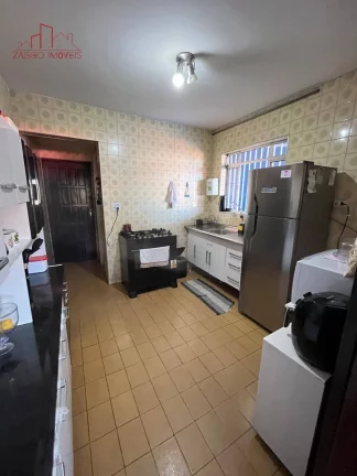 Imagem Oportunidade! Casa com ponto comercial.