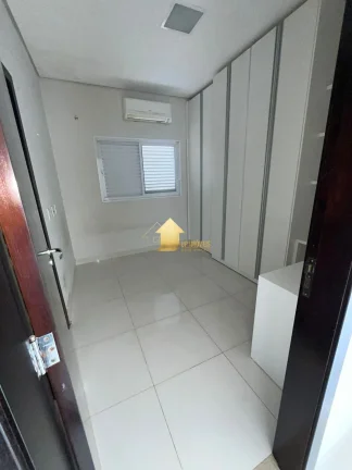 Imagem Sobrado 3 suítes condomínio Belvedere 1