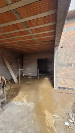 Imagem Vende-se Casa Semi-construída no Primo Meneghetti.