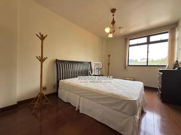 Imagem Apartamento com 3 dormitórios à venda, 114 m² por R$ 790.000,00 - Alto - Teresópolis/RJ
