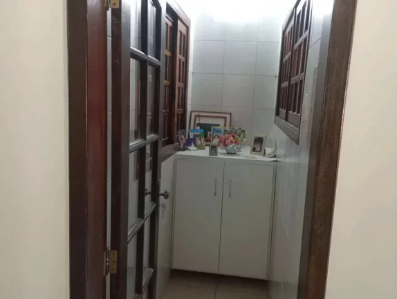 Imagem Sobrado à venda em São Gonçalo, Pita, com 4 quartos, 210m2