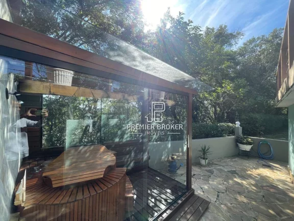 Imagem Casa fora de condomínio com 5 dormitórios à venda, 512 m² por R$ 2.350.000 - Comary - Teresópolis/RJ