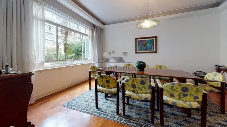 Imagem Apartamento em Higienópolis com 4 quartos (2 suites), e 1 vaga, 285m²