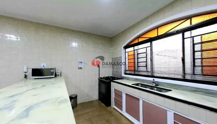 Imagem Sobrado à venda 2 Quartos, 1 Suite, 2 Vagas, 238M², Barcelona, São Caetano do Sul - SP