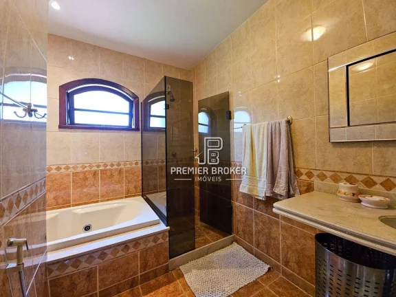 Imagem Casa à venda, 327 m² por R$ 1.550.000,00 - Albuquerque - Teresópolis/RJ