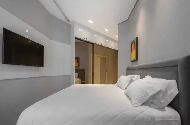 Imagem Apartamento diferenciado com 3 suítes e 3 vagas de garagem na Praia Brava em Itajaí