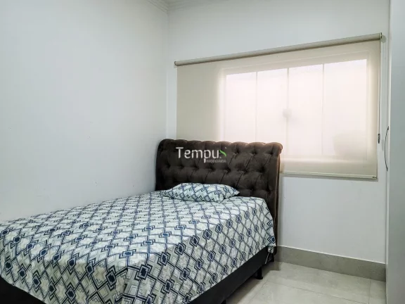 Imagem Casa Alto Padrão, 3 quartos 1 suíte com closet, em Bairro São Francisco 1, Senador Canedo/GO