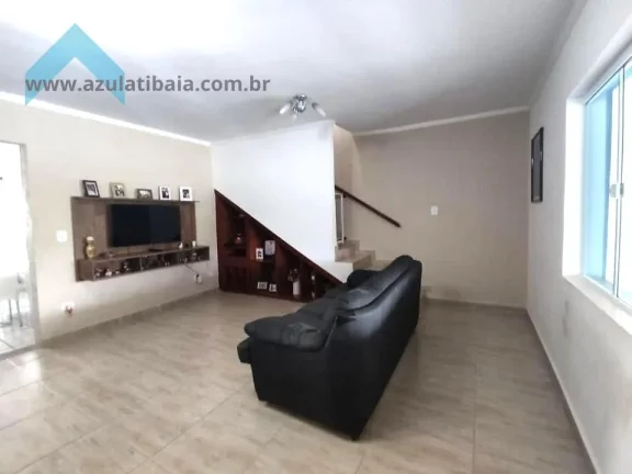Imagem Sobrado amplo, ótima localização, 3 dormitórios sendo 1 suite.