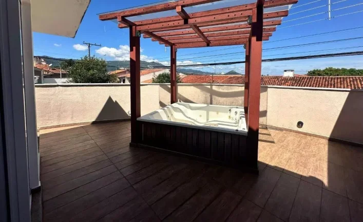 Imagem Casa para Venda em Atibaia, Vila Santista, 3 dormitórios, 1 suíte, 3 banheiros, 3 vagas