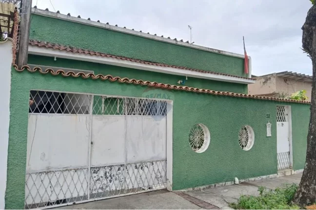 Imagem casa à venda com 2 quartos, 243 m² em Cascadura, Rio de Janeiro.