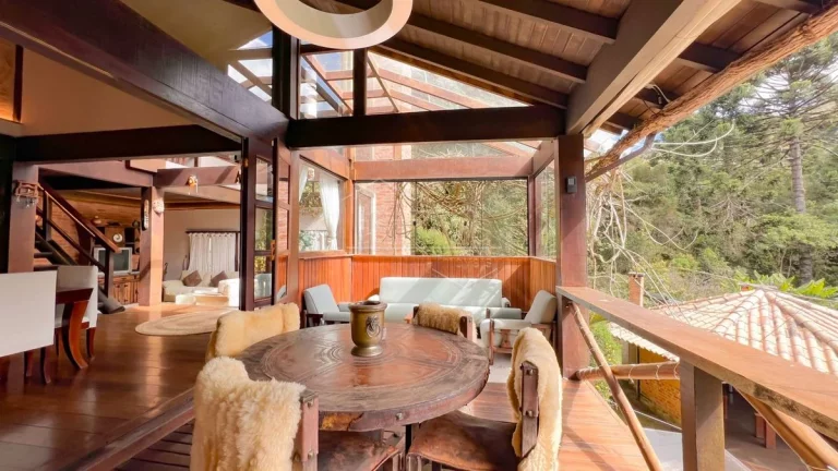 Imagem Casa de Condomínio em Campos do Jordão