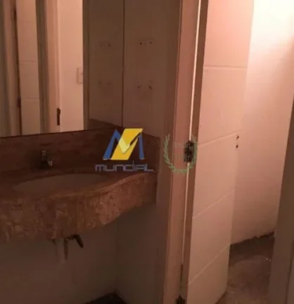 Imagem Galpão para Venda com 680m², 4 salas e 12 vagas!!!