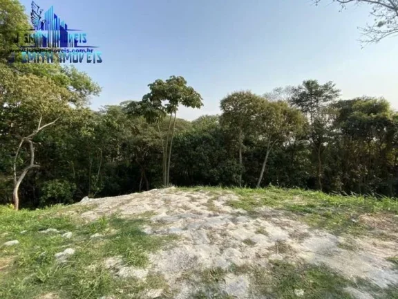 TERRENO COM 658m², COM PROJETO.
- Lote em condomínio, com portaria 24h.
- O "cantinho" mais especi...
