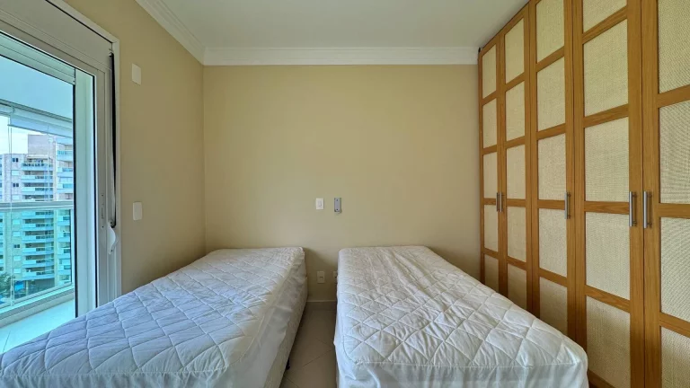 Imagem Apartamento com 4 dormitórios à venda, 185 m por R$ 7.000.000,00 - Riviera