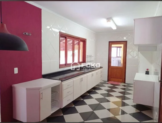 Imagem Chácara com 4 dormitórios à venda, 2500 m² por R$ 1.100.000,00 - Jardim Estância Brasil - Atibaia/SP