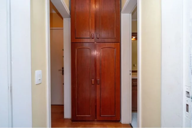 Imagem Apartamento com 1 Quarto à Venda, 47 m² em Menino Deus - Porto Alegre