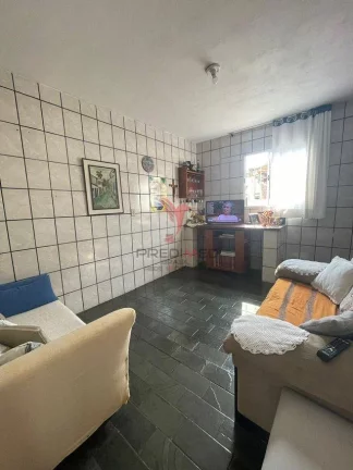 Imagem Casa para venda com ponto comercial no Parque São Francisco, Guaratinguetá