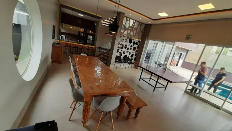 Imagem Casa alto padrão no condomínio Vila Real