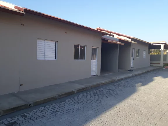 Imagem Oportunidade Casa 2 Dorms - Zona Leste