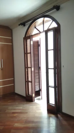 Imagem Casa no Res. Melville - 600m²