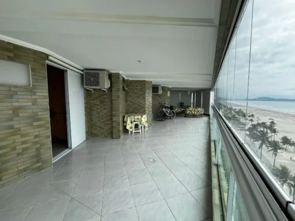 Imagem Oportunidade unica apartamento com 4 suites 3 vagas de garagens à venda frente mar Ocian.