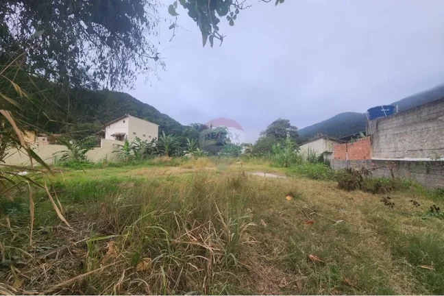 Imagem Terreno em Niterói: Oportunidade Imperdível!