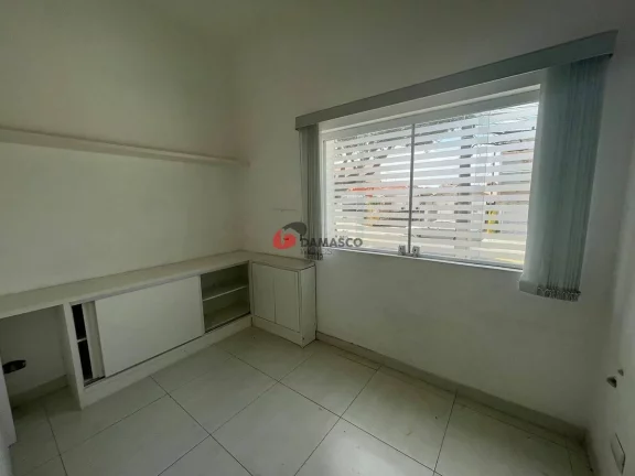 Imagem Comercial à venda 11 Salas, 3 Vagas, Osvaldo Cruz, São Caetano do Sul - SP