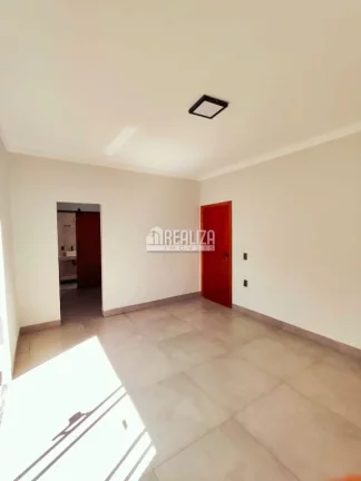 Imagem Casa de alto padrão à venda no Residencial Presidente Tancredo Neves em Uberaba