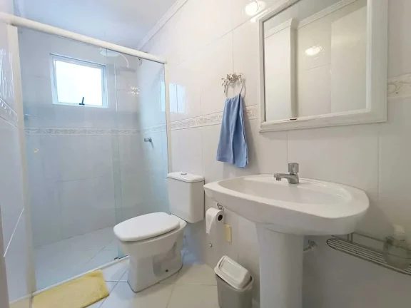 Imagem Apartamento com 2 dormitórios e 1 vaga privativa na barra sul em Balneário Camboriú