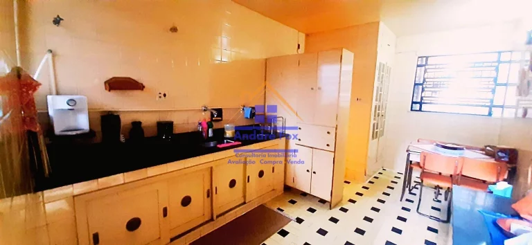 Imagem Casa Duplex com 2 salas, 3 Quartos, 1 suítes, copa cozinha, varanda, Anexo, 3 vagas à venda, 226 M², por R$ 850.000 - Grajaú - Rio de Janeiro/RJ.