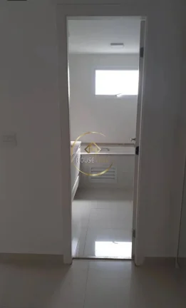 Imagem Apartamento Locação, 4 dormitórios, 259m², Helbor Belvedere, Jd. Colinas.