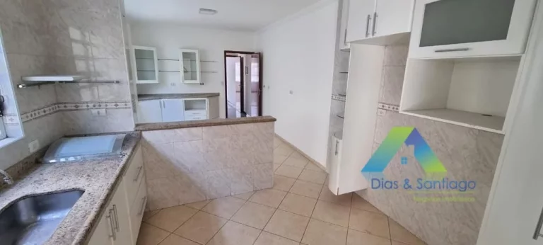 Imagem VILA NAIR Sobrado 200M², 3 suítes, dormitório de empregada ,espaço gourmet, 4 vagas a 800 M² da estação do metro Alto Do Ipiranga !!