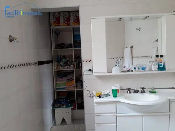 Imagem SOBRADO 3 DORMITÓRIOS COM SUÍTE À VENDA - BAIRRO TABOÃO - SBC