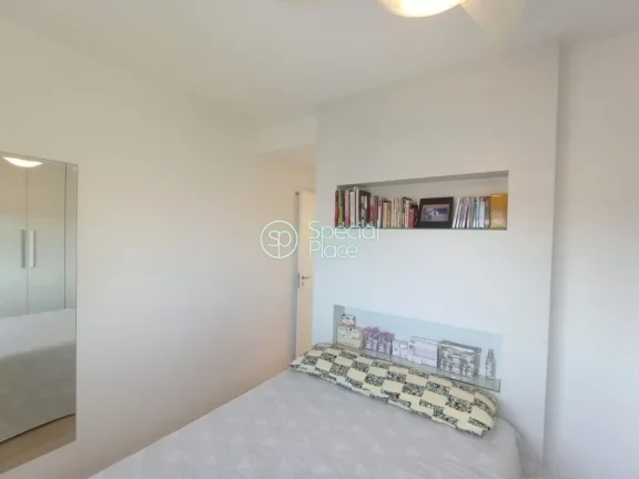 Imagem Lindo apartamento em condomínio cobiçado na região. São 105m² de área privativa, 02 suítes e ...
