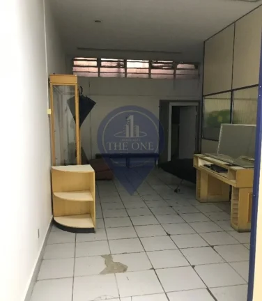Imagem Loja para locação no Centro de São Paulo-SP: 1 sala, 1 banheiro, 360m² de área. Aproveite essa oportunidade!